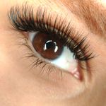 مژه کار غلامیان