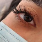 مژه کار غلامیان