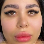 خدمات تخصصی اکستنشن مژه سوفیا