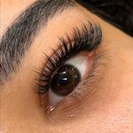 اکستنشن و کاشت مژه نیکا