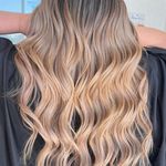 مرکز تخصصی میکاپ،کراتین،اپیلاسیون منیریه