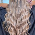 مرکز تخصصی میکاپ،کراتین،اپیلاسیون منیریه