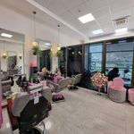 سالن زیبایی لاویسا