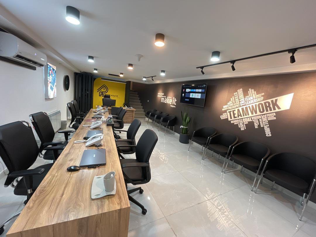 مشاورین پنت هاوس