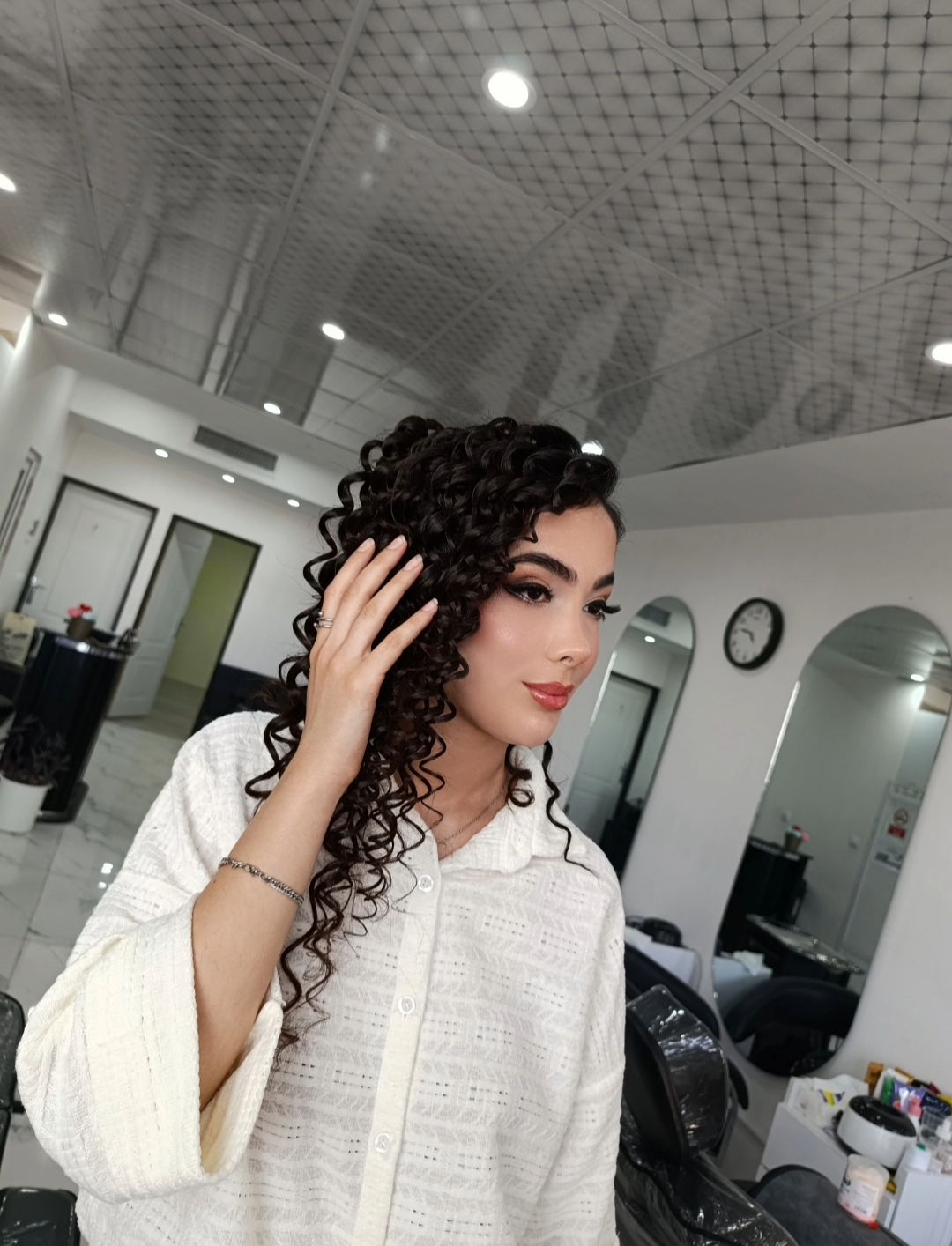 سالن زیبایی نرگس