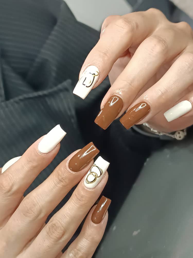 خدمات ناخن (ژلیش،کاشت،ترمیم)