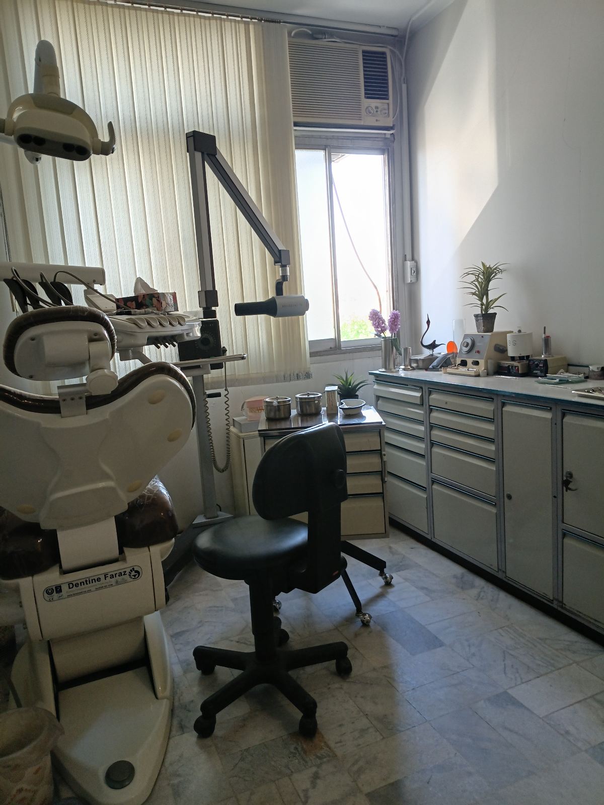 مطب دندانپزشکی دکتر سروش