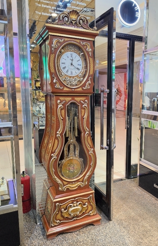 گنجینه ساعت (لوکس واچ)