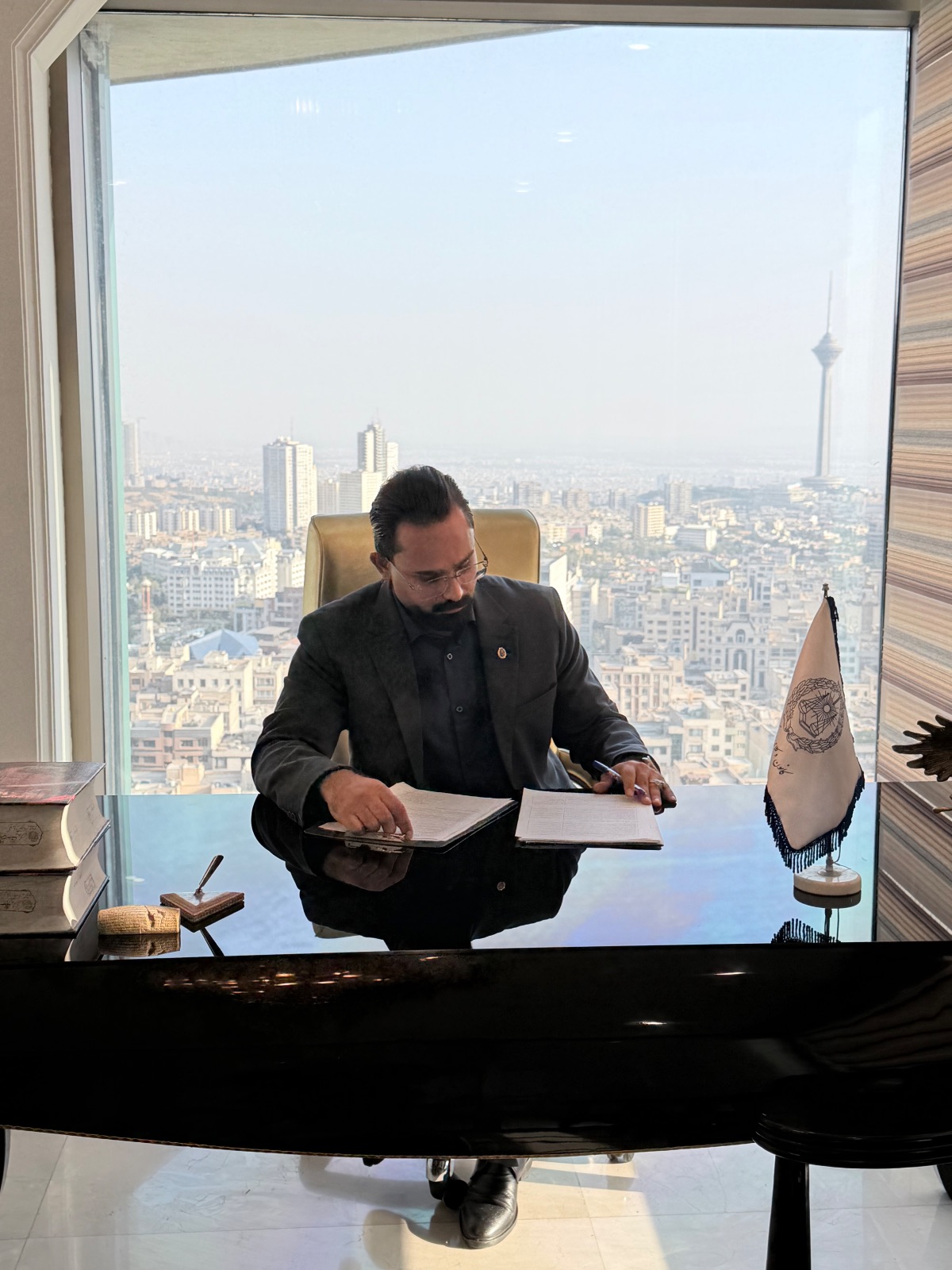 وکیل حمیدرضا حیدری آزاد