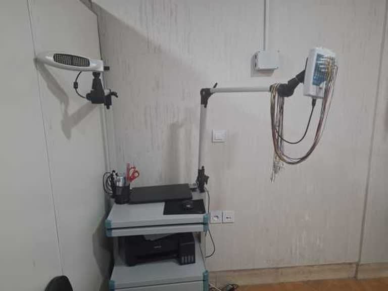 مرکز مشاوره و نوروتراپی گودرزی