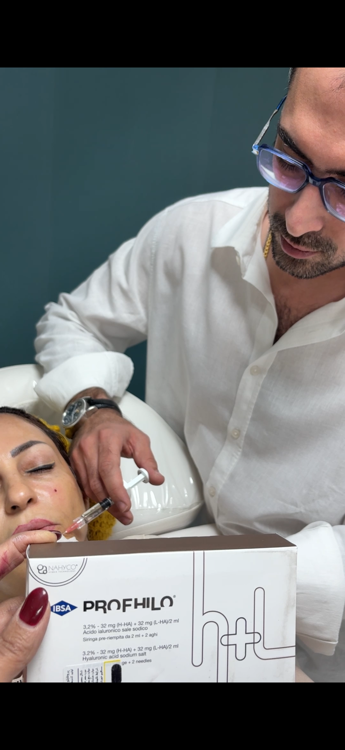 کلینیک پوست،مو و زیبایی دکتر  صادقی