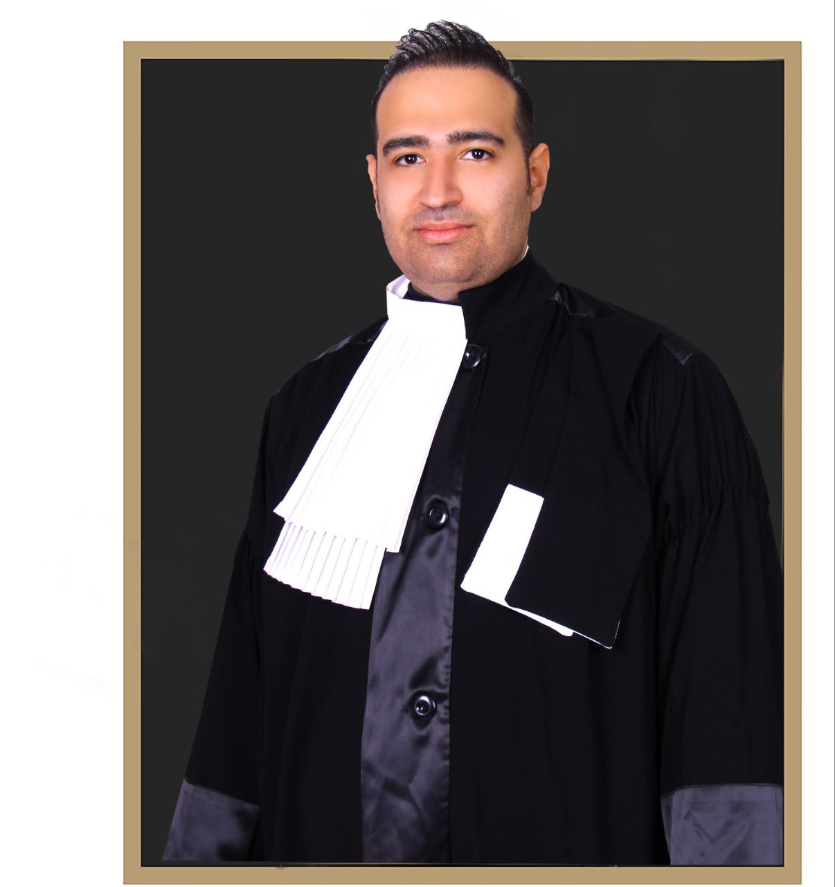 وکیل پایه یک دادگستری