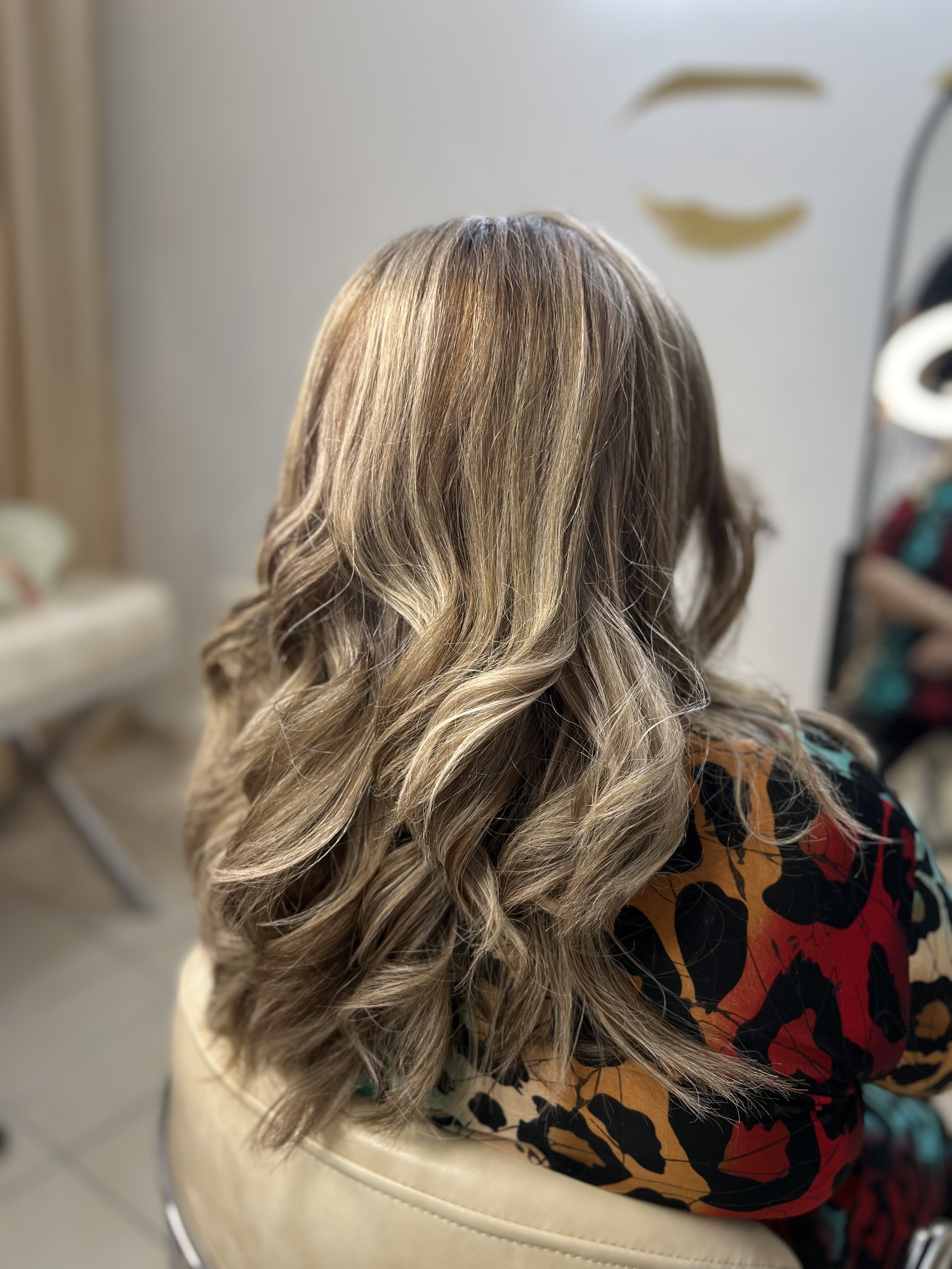 سالن زیبایی یوتاب