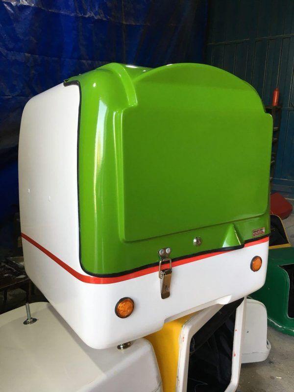 تعمییر باکس فایبر گلاس در محل