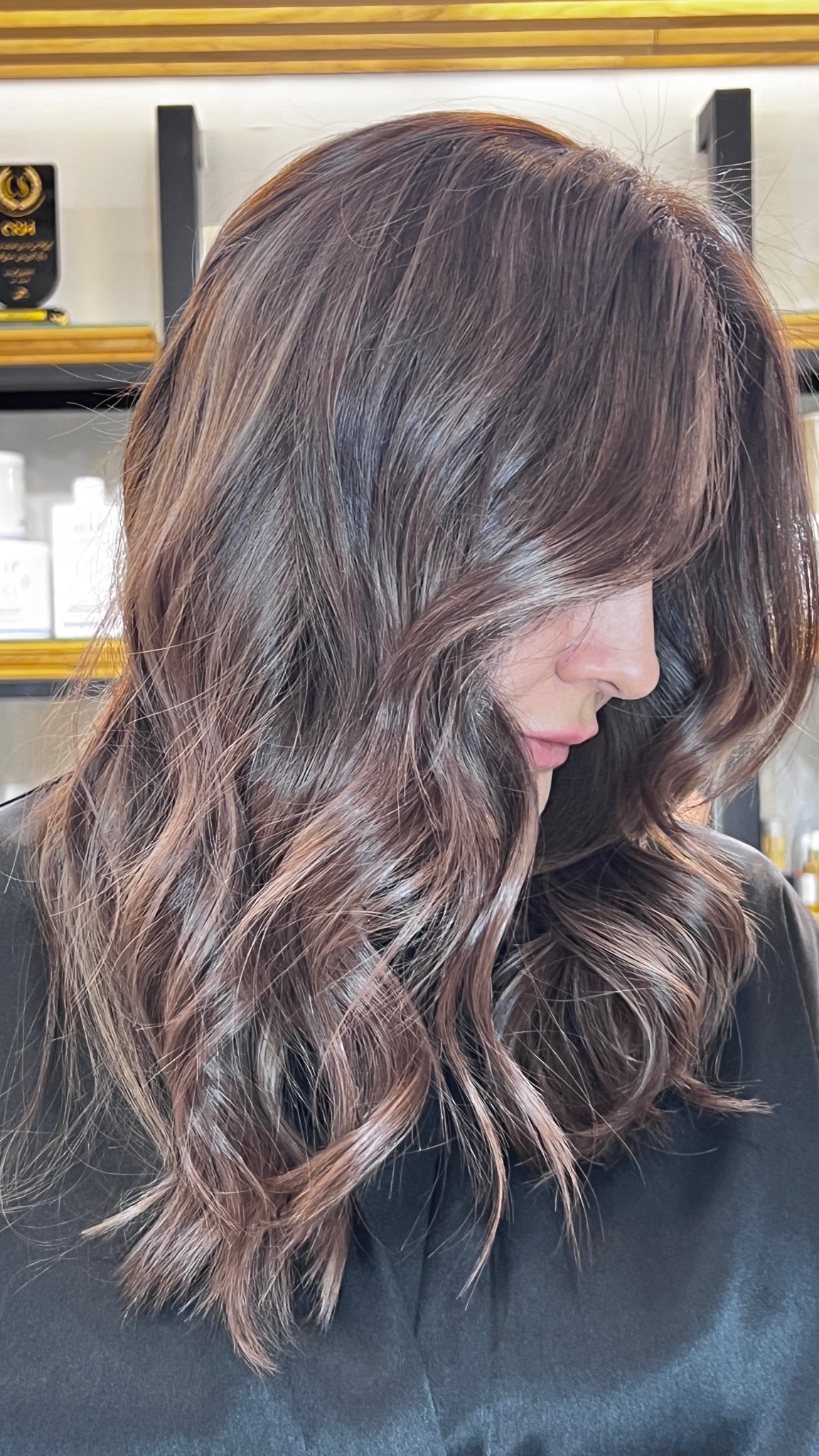 سالن زیبایی لئو متخصص لایت بدون دکلره