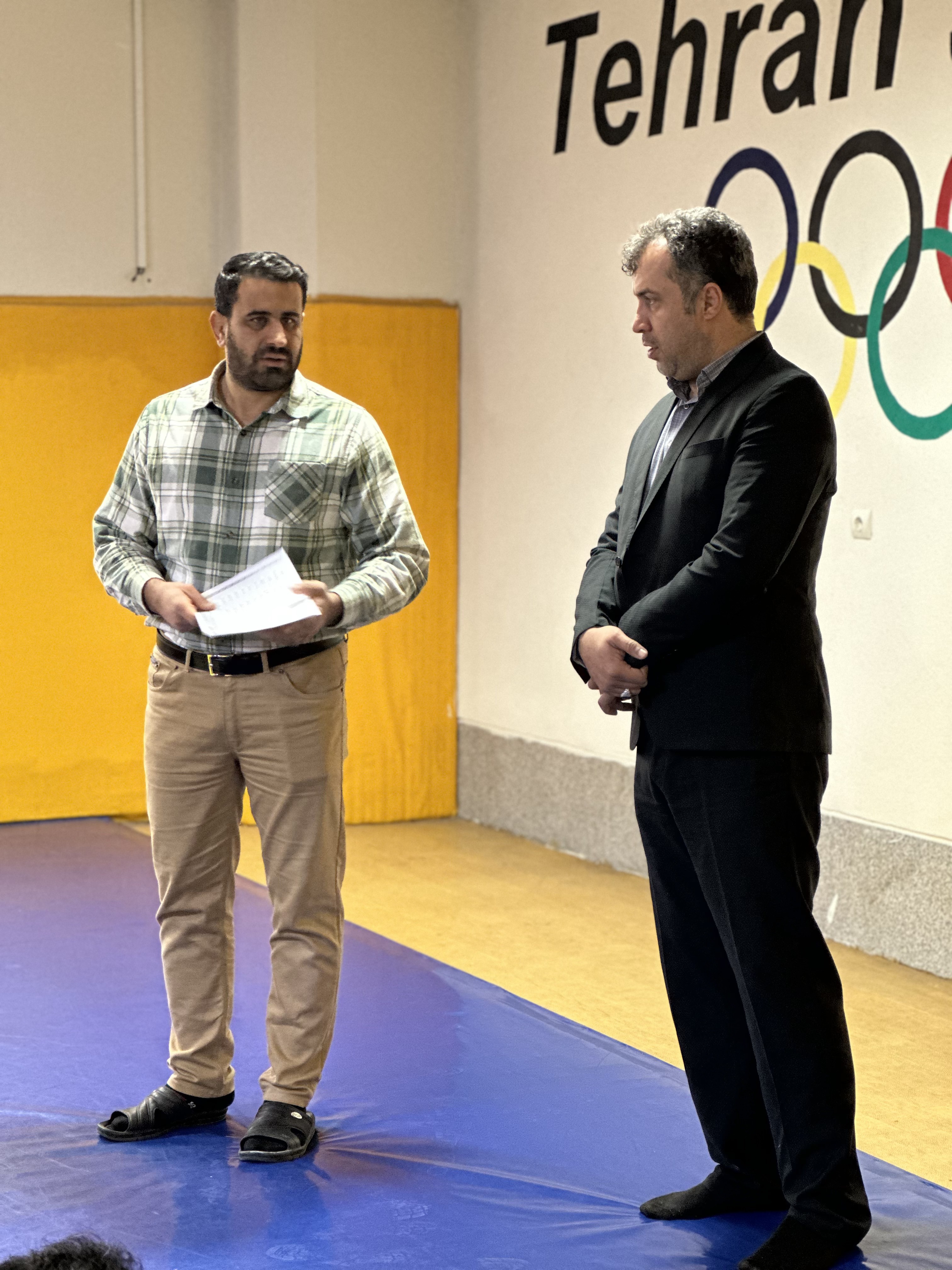 مربی دفاع شخصی