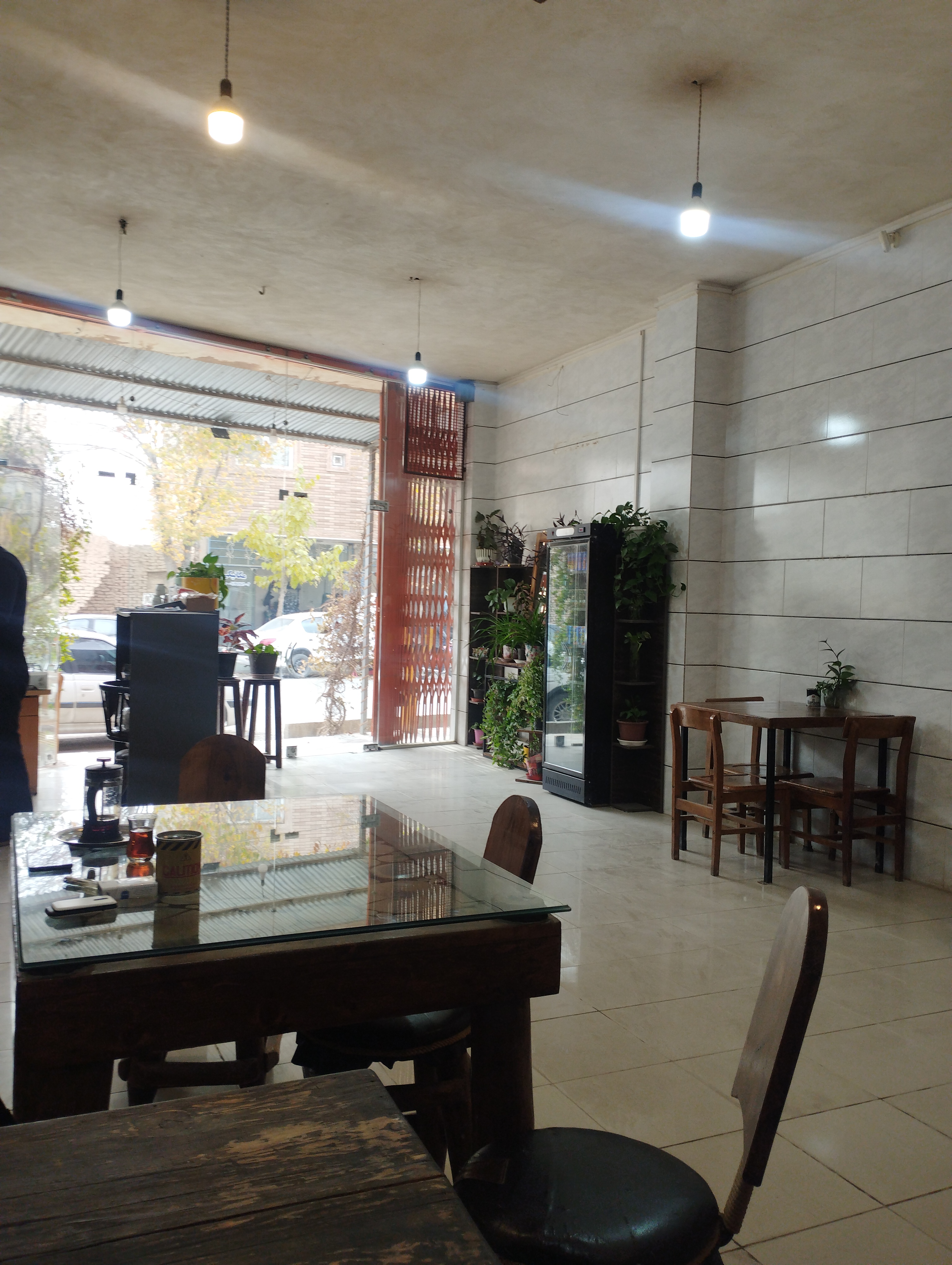 کافی شاپ کاژه