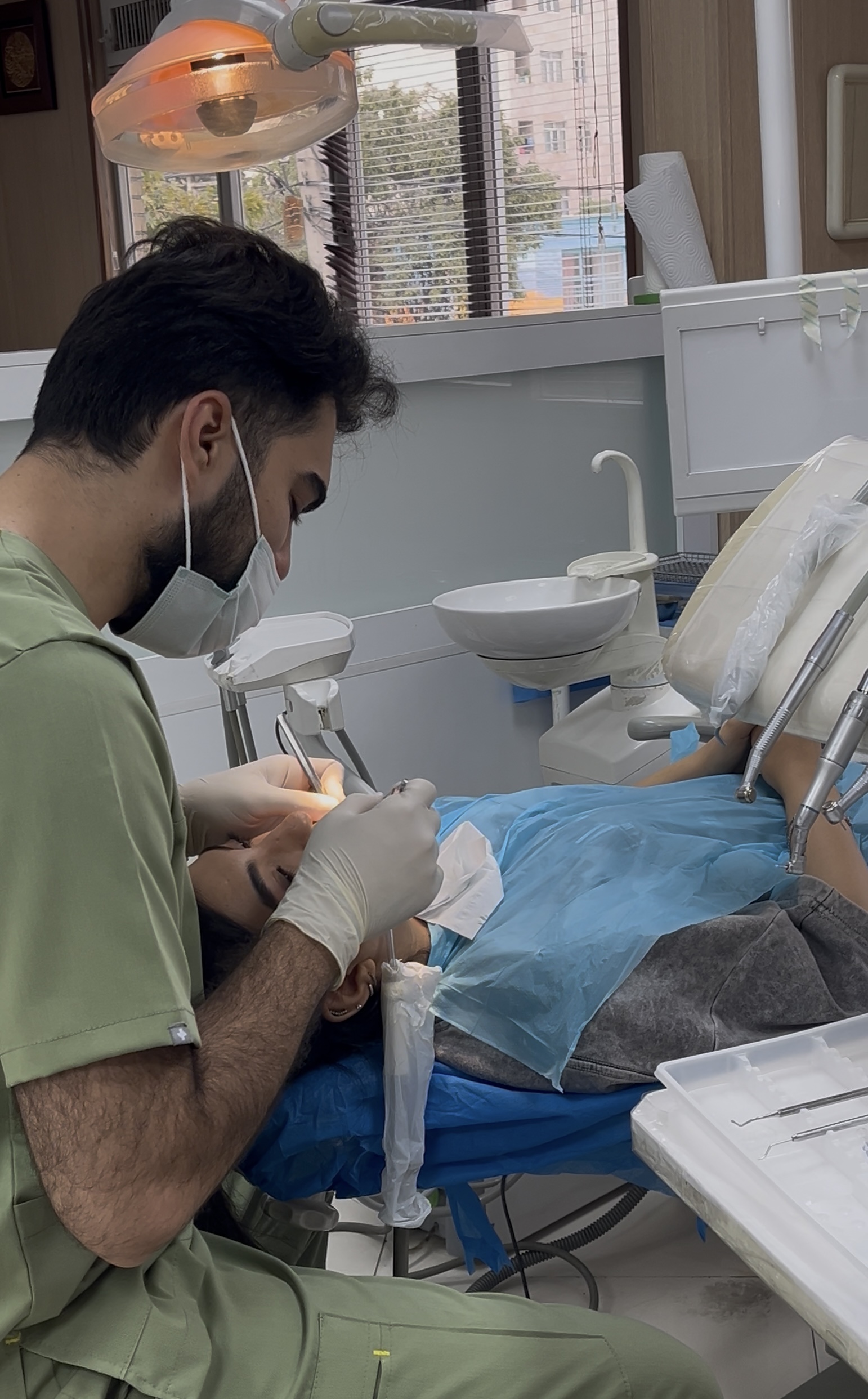 کلینیک دندانپزشکی تخصصی مهر
