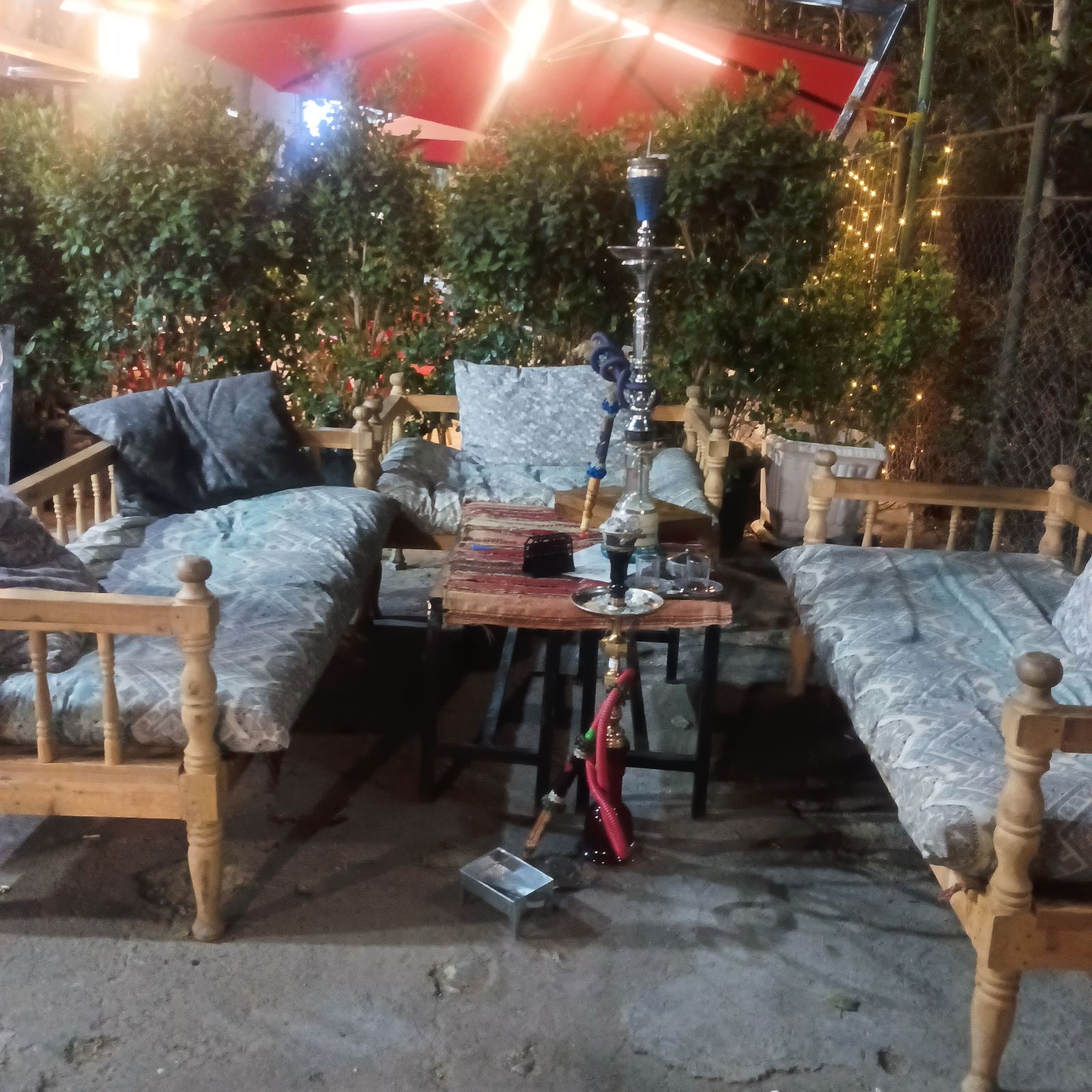 قهوه‌خانه زغال گُلی
