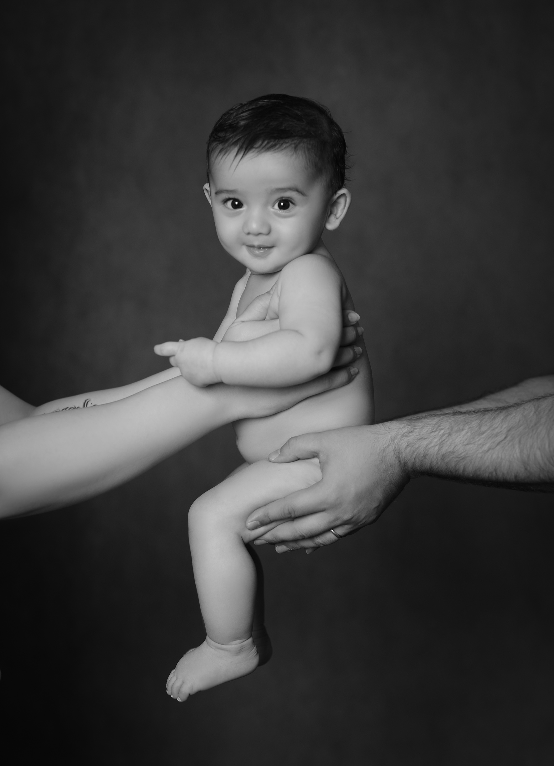 آتلیه تخصصی نوزاد، کودک و بارداری ری را