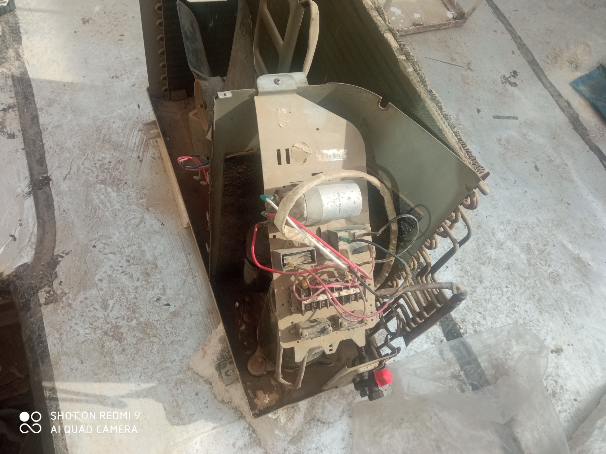 خدمات داکت اسپیلت و کولرگازی بهادر