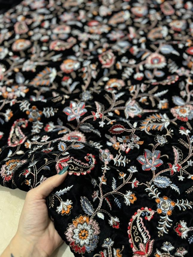 پارچه سوزن دوزی صادقی