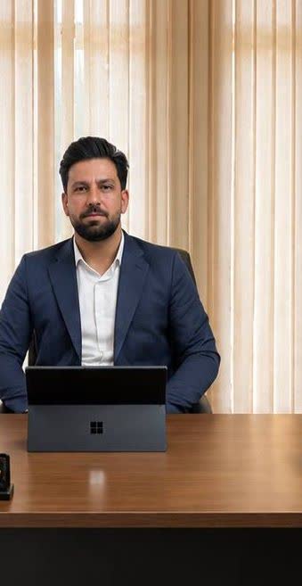 وکیل محمد کاکانژادیان