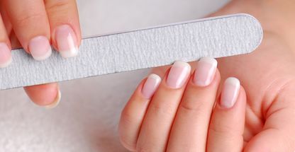 کاشت ناخن فایزه