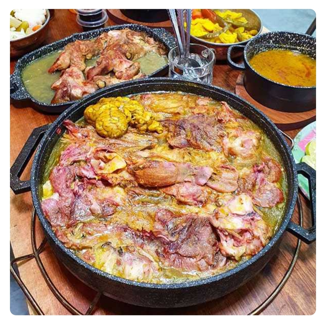 صبحانه خوری زیتون