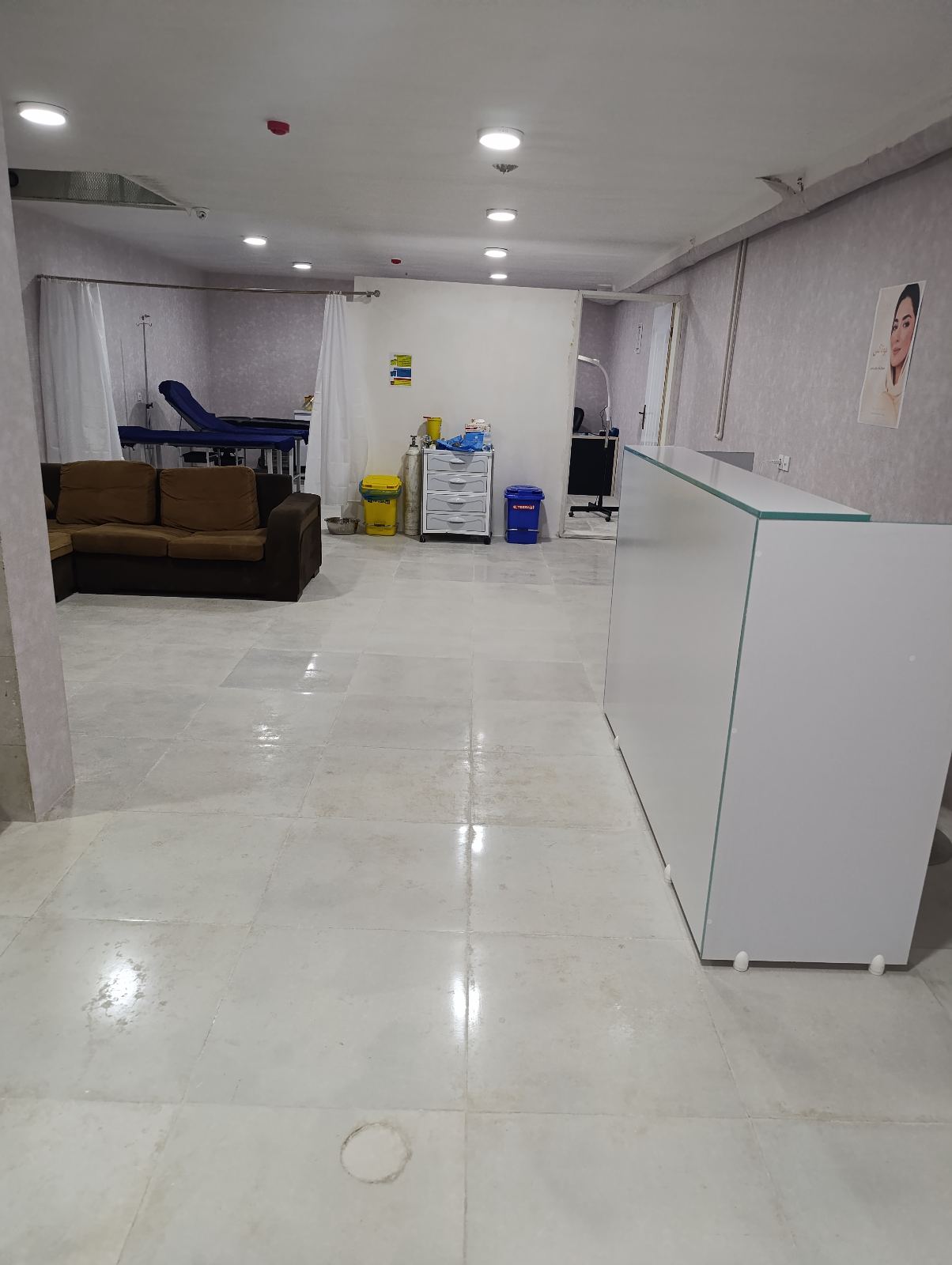 کلینیک زیبایی درمانی لوما