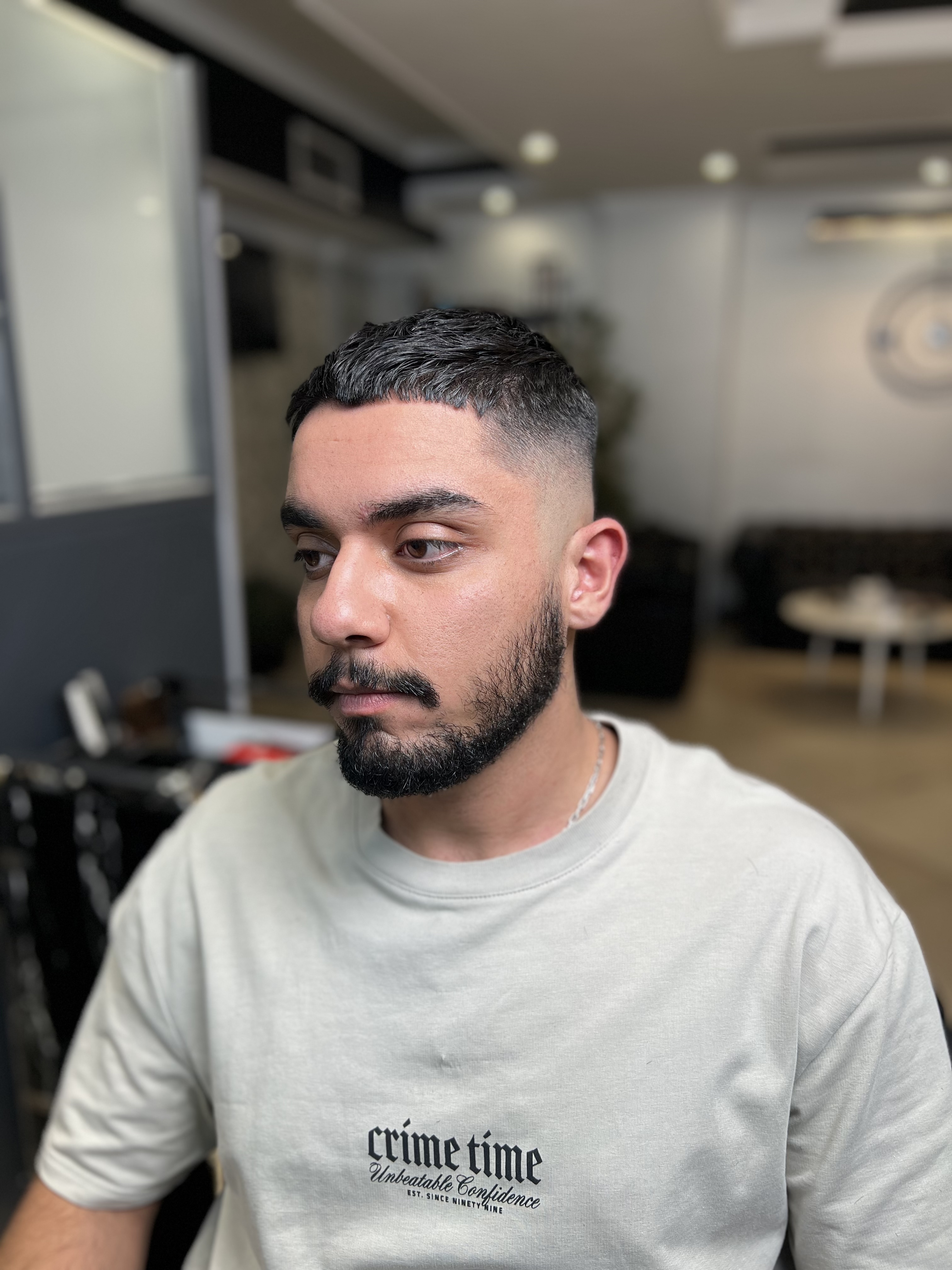 آرایشگاه مردانه سی دوماCDOMA