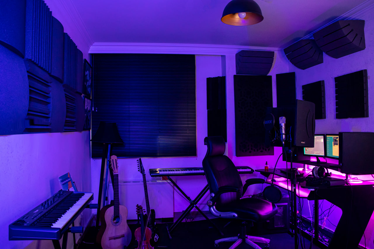 استودیو موسیقی و ضبط صدا