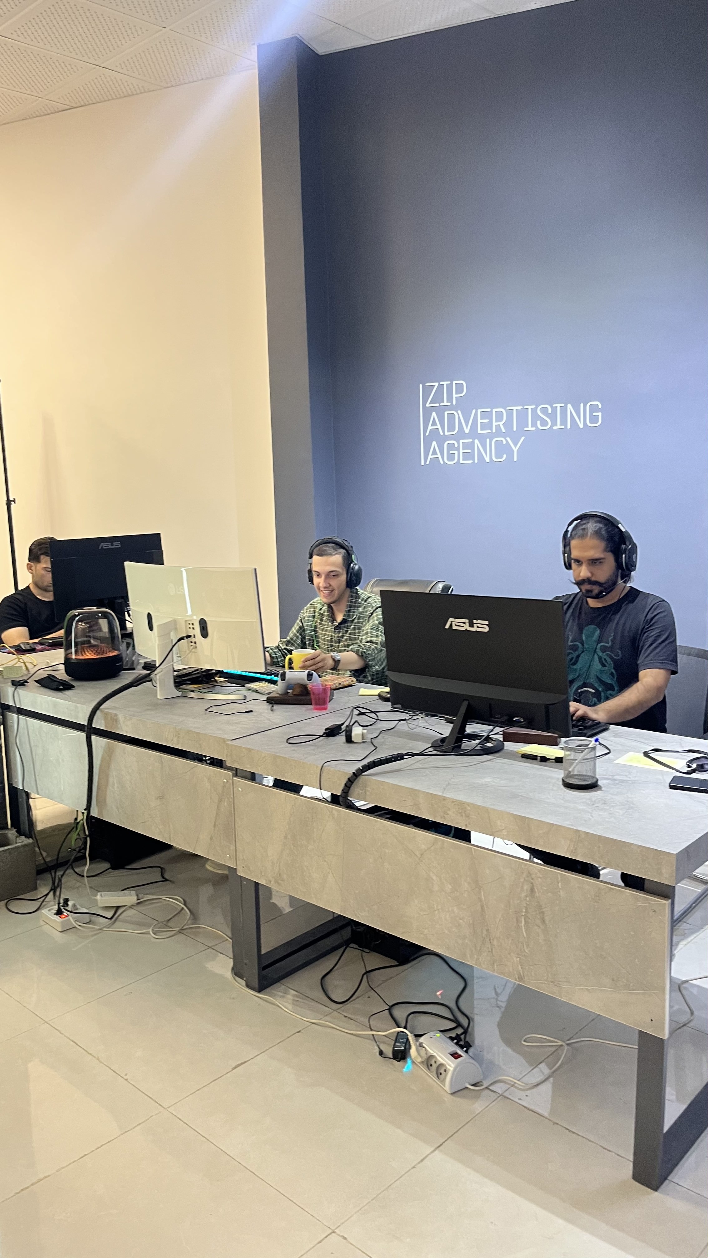 شرکت تبلیغاتی زیپ