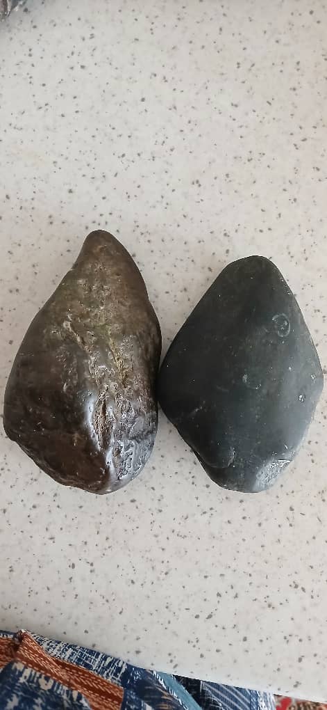 سنگهای قیمتی و نیمه قیمتی