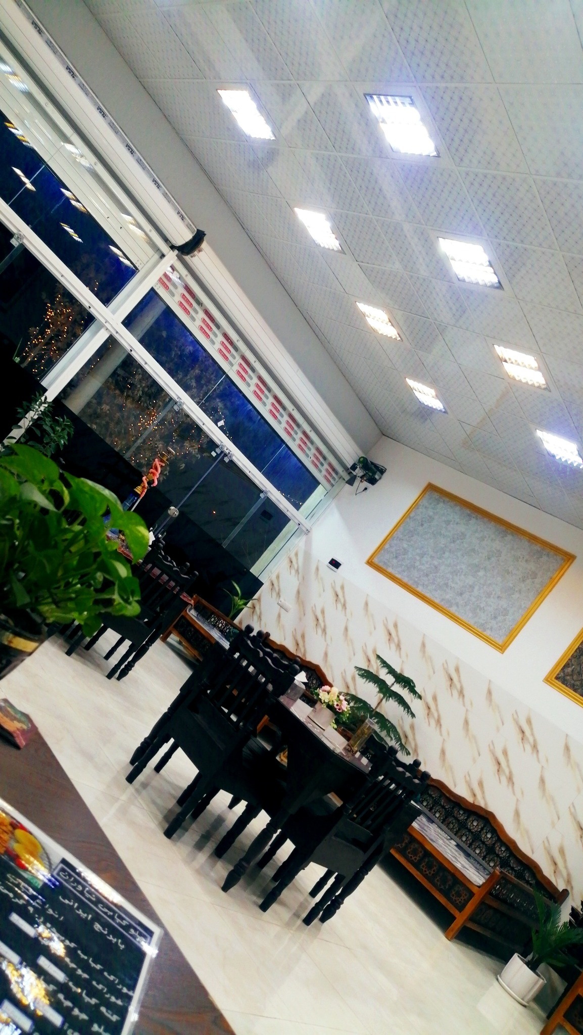 چلو کبابی نیاوران