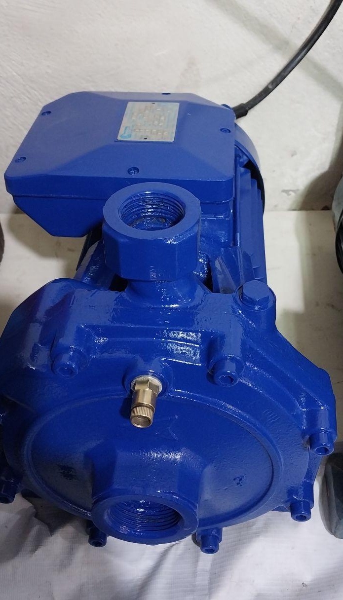 نصب و تعمیر پمپ آب منازل و برق منازل