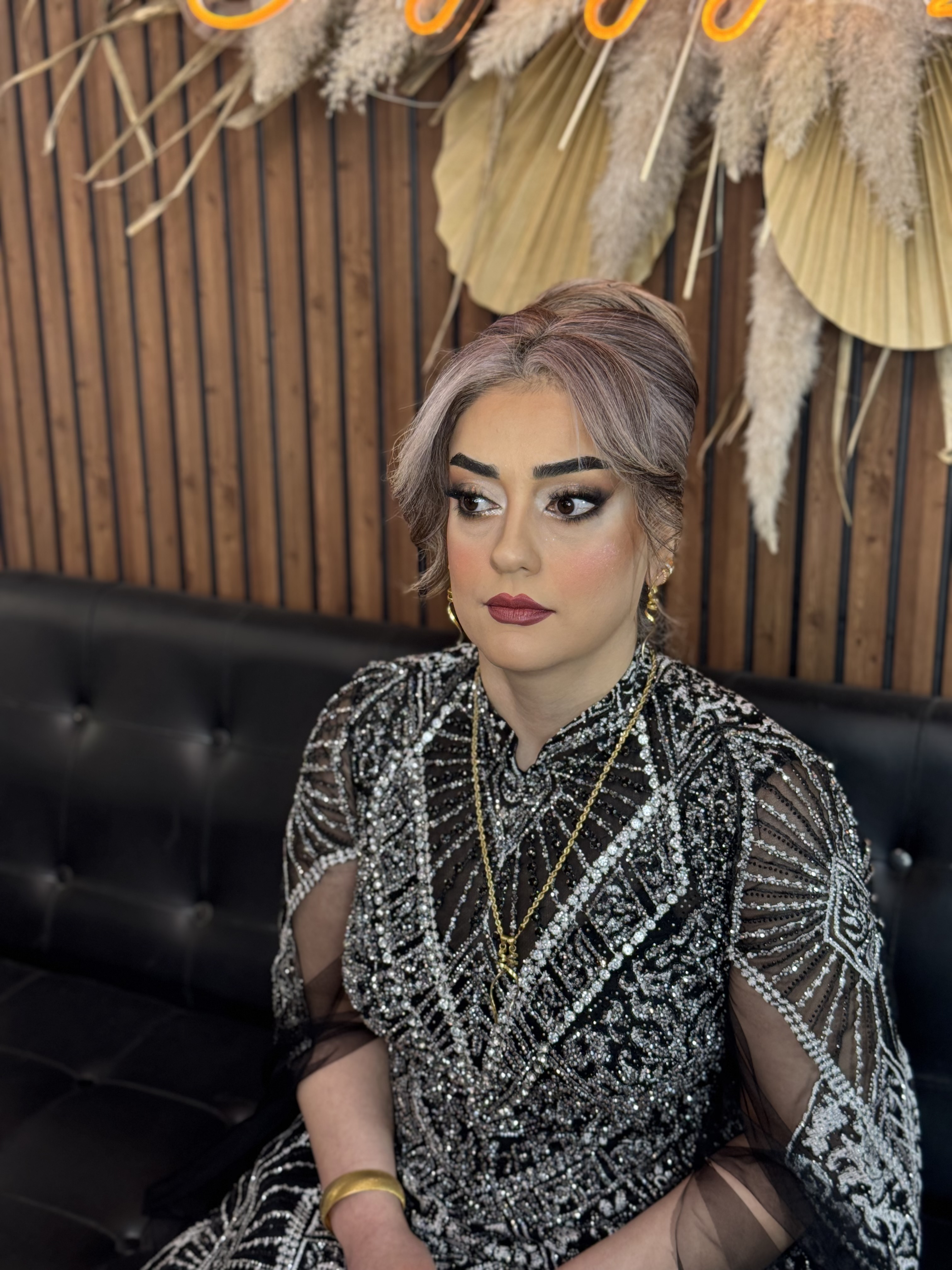 سالن زیبایی شقایق زارعی