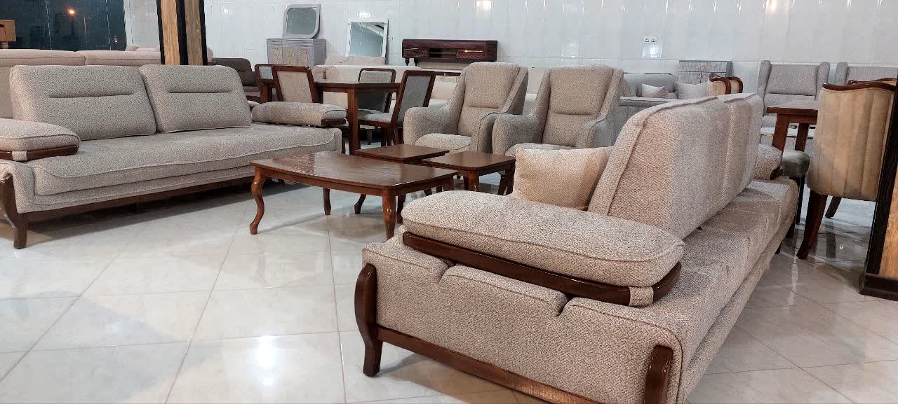 مبل علیزاده