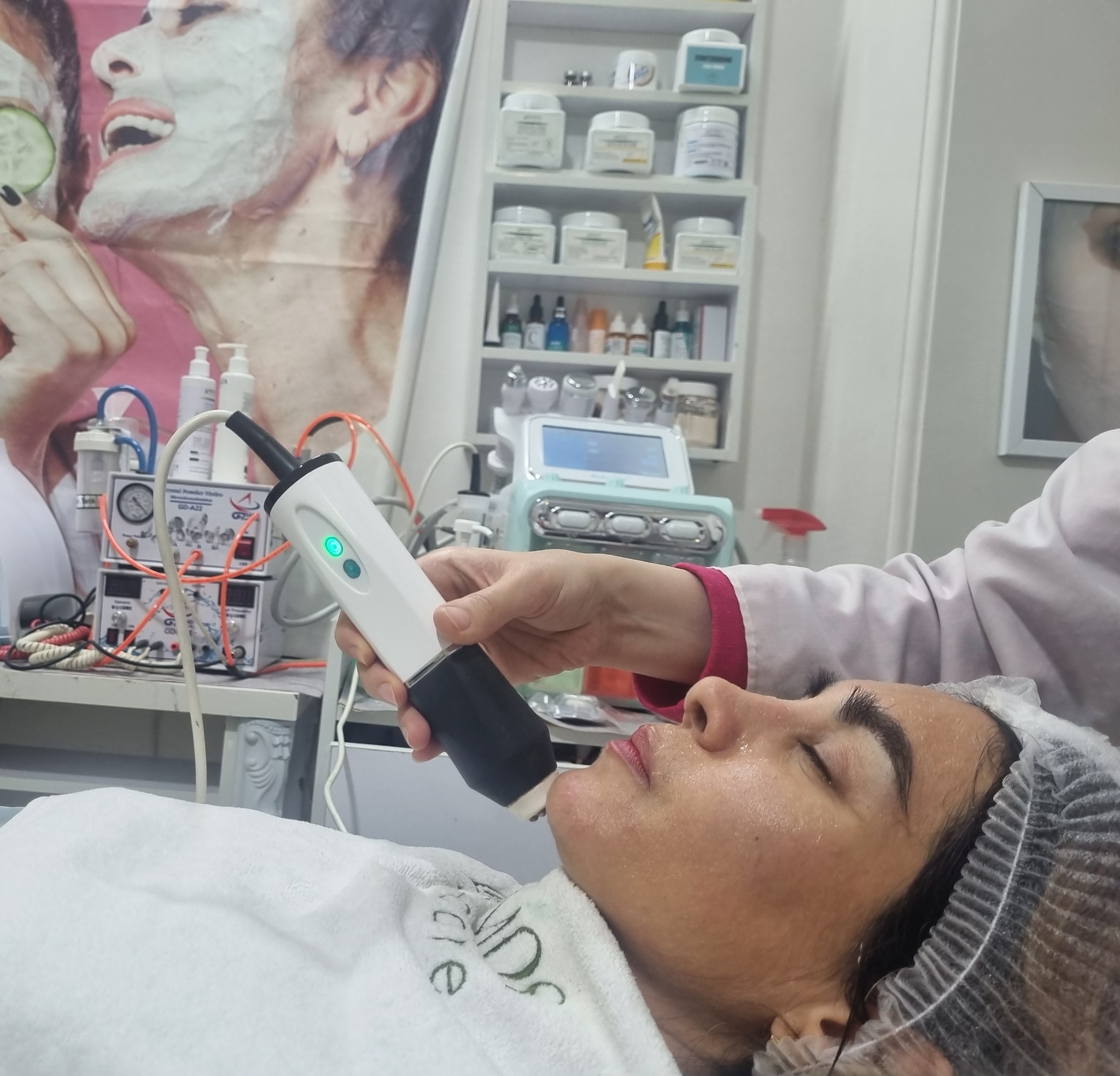 فیشیال تخصصی و خدمات پوستی شهرزاد