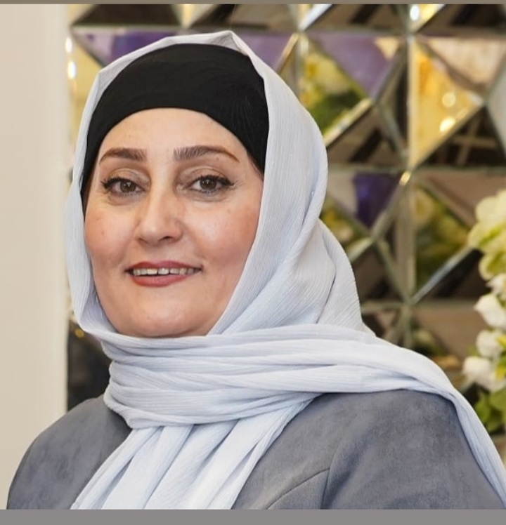 افسانه مشهدی روانشناس و روان درمانگر