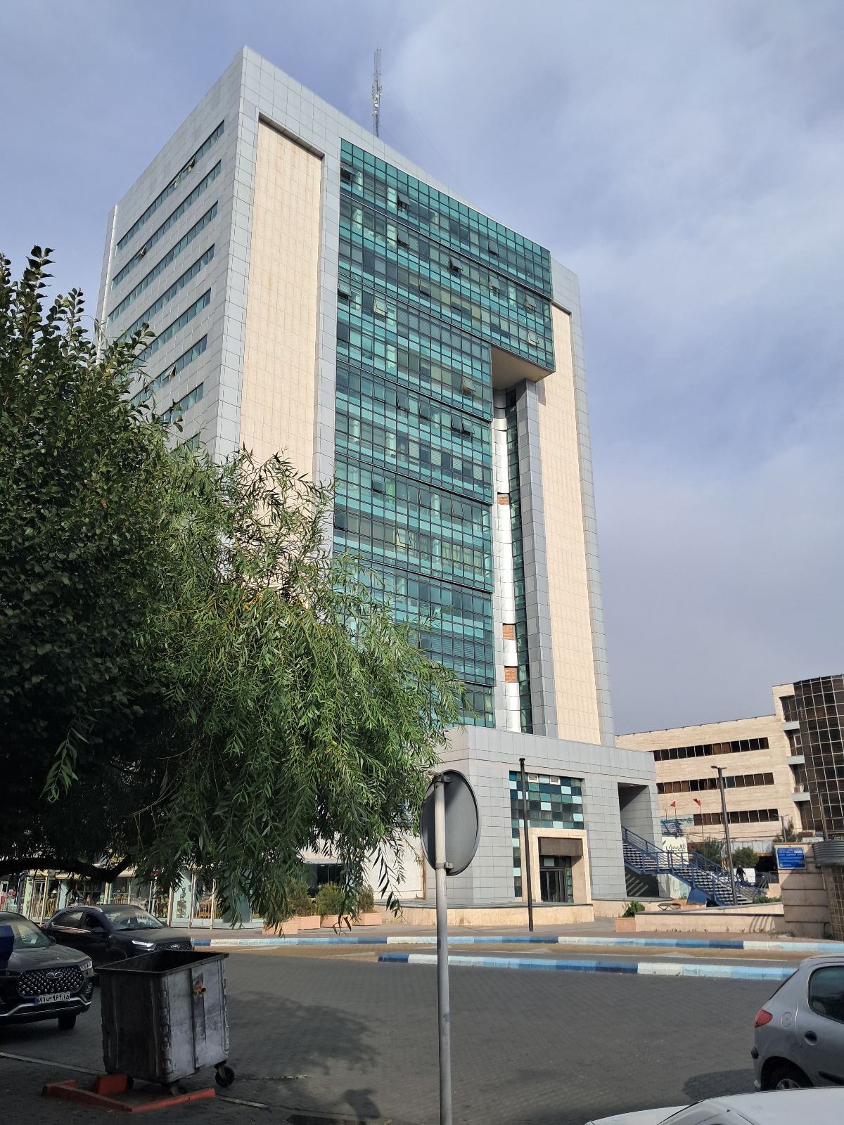 مشاور املاک حریر