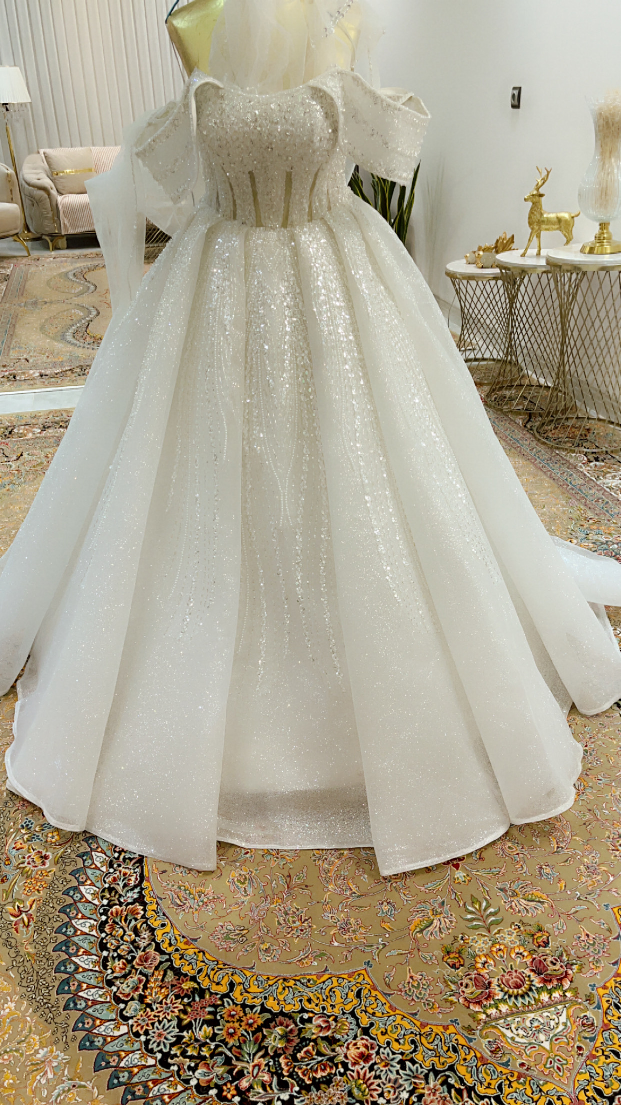 مزون اجاره لباس عروس نجمه زارع