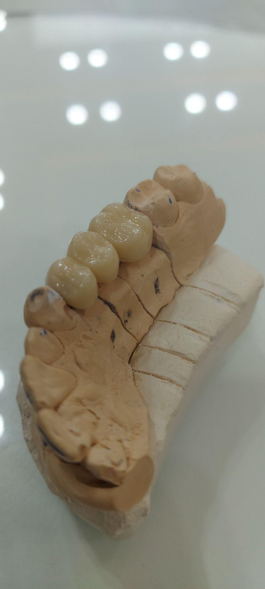 مطب دندانپزشکی دکتر مهدی کاظمی