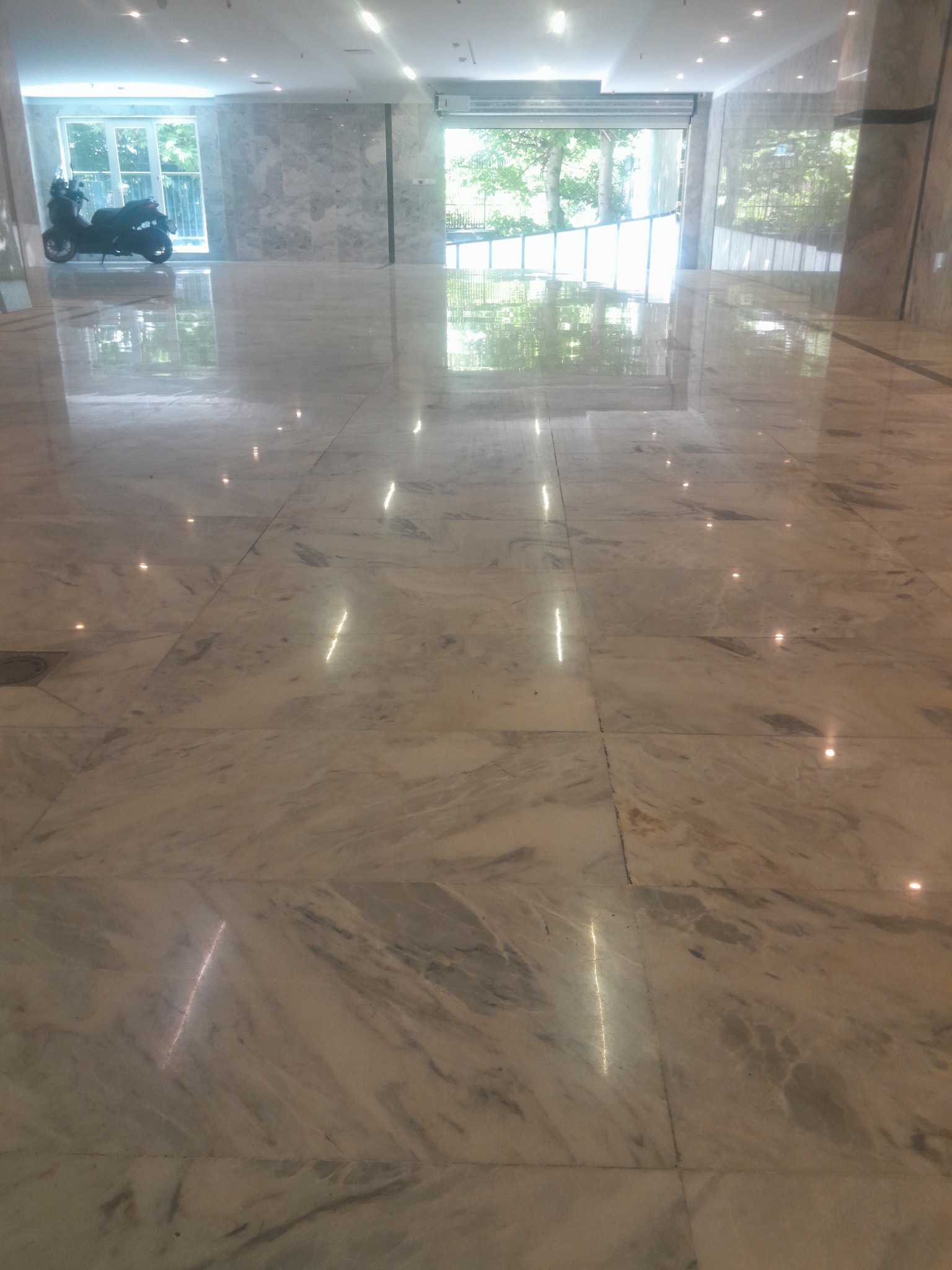 کفسابی و نماشویی  برادران ممی پور