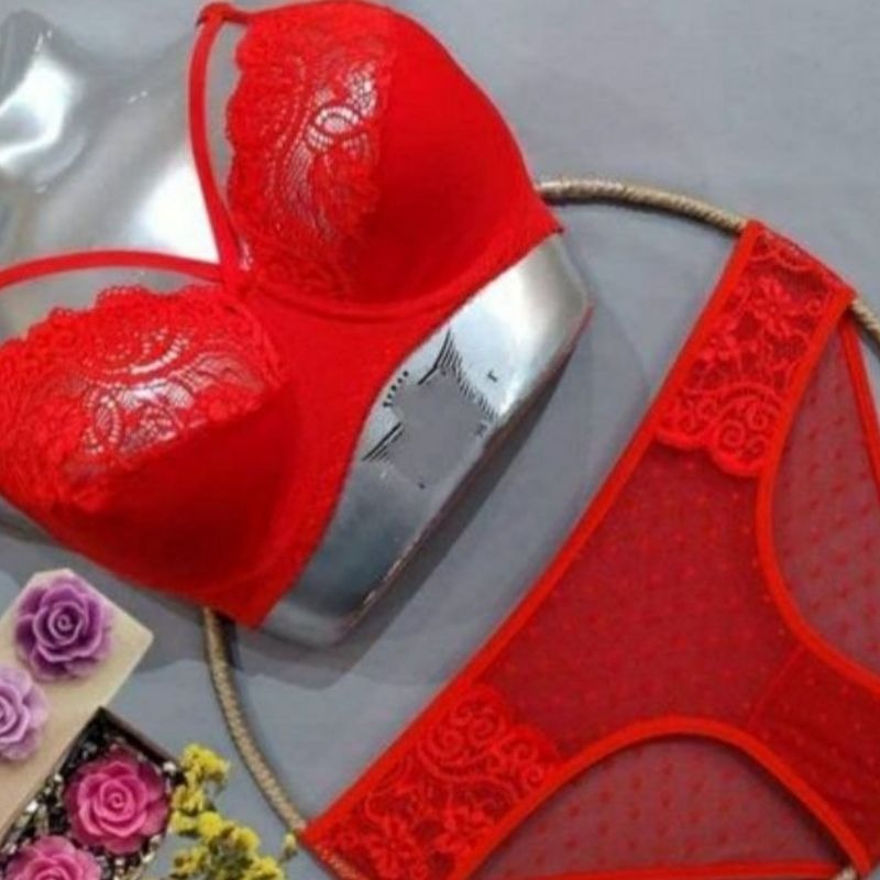 فروشگاه لباس زیر یاس