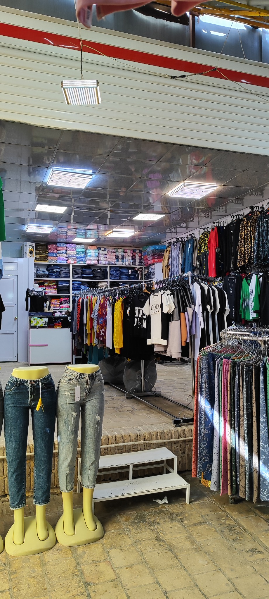 گالری پوشاک قصرشیرین