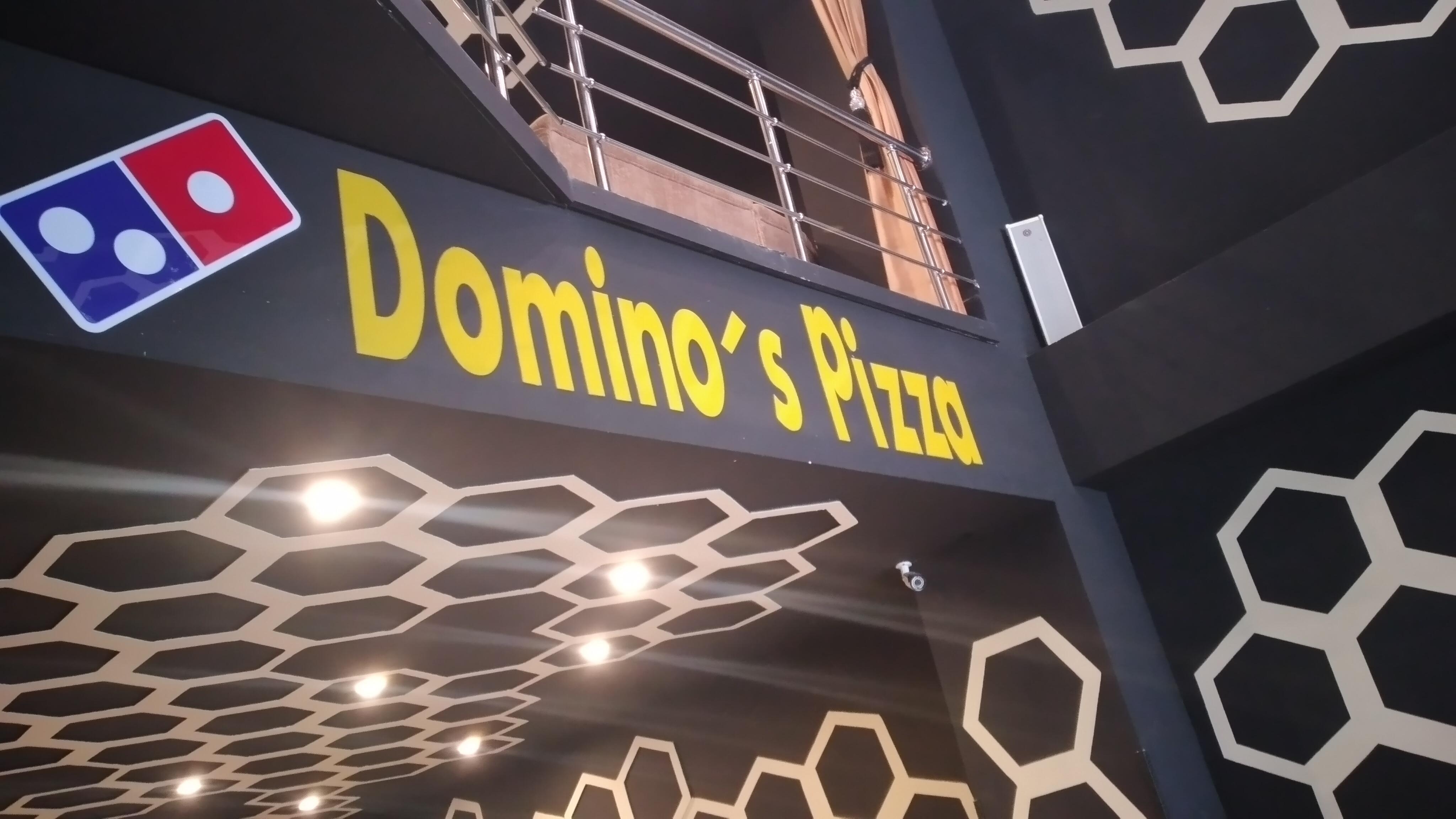 فست فود دومینوس