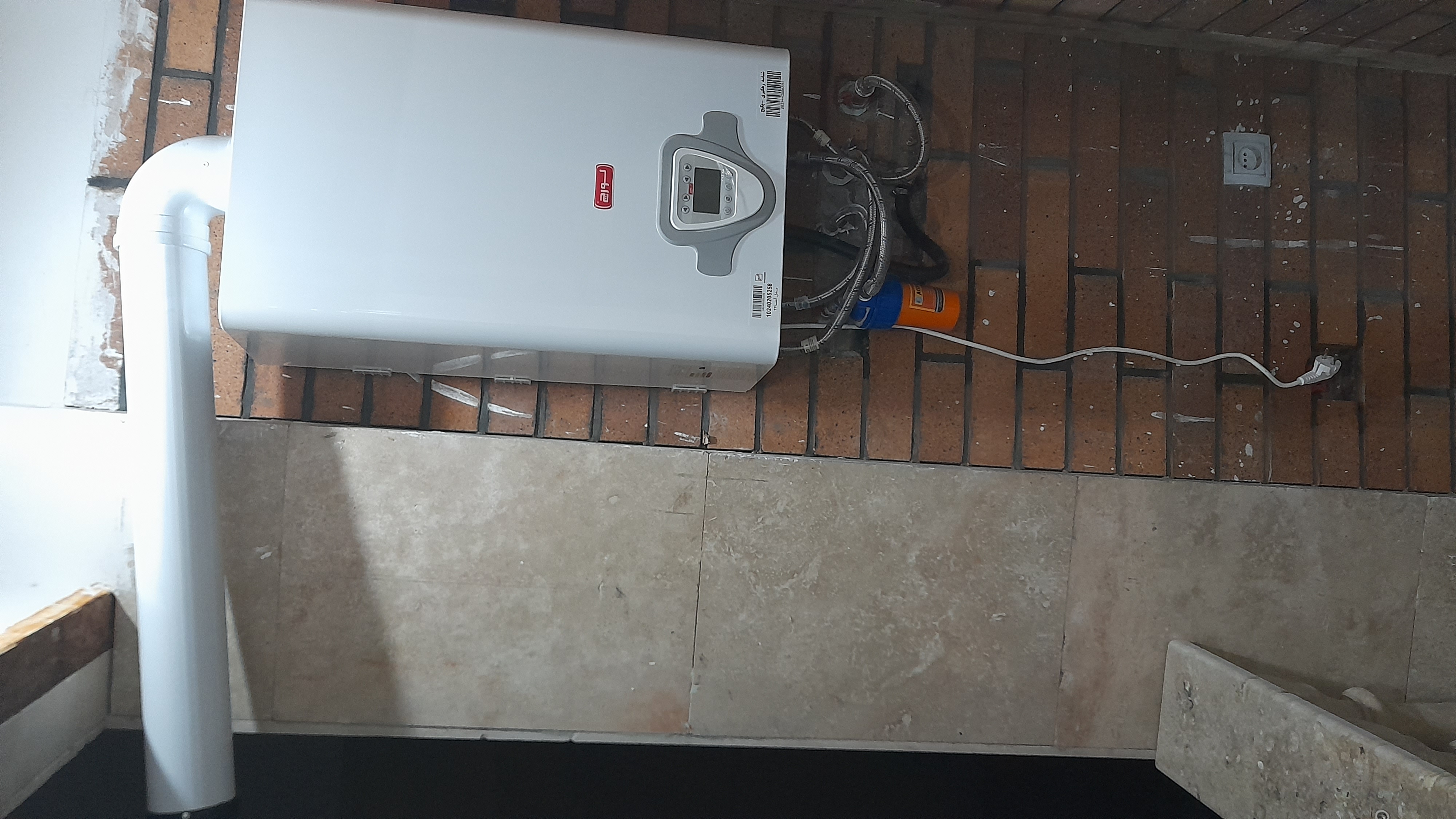 خدمات تاسیسات کاراسرویس