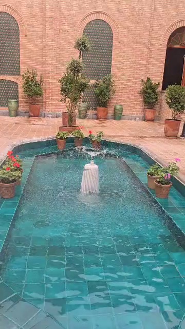 هتل و رستوران عمارت ملوکانه