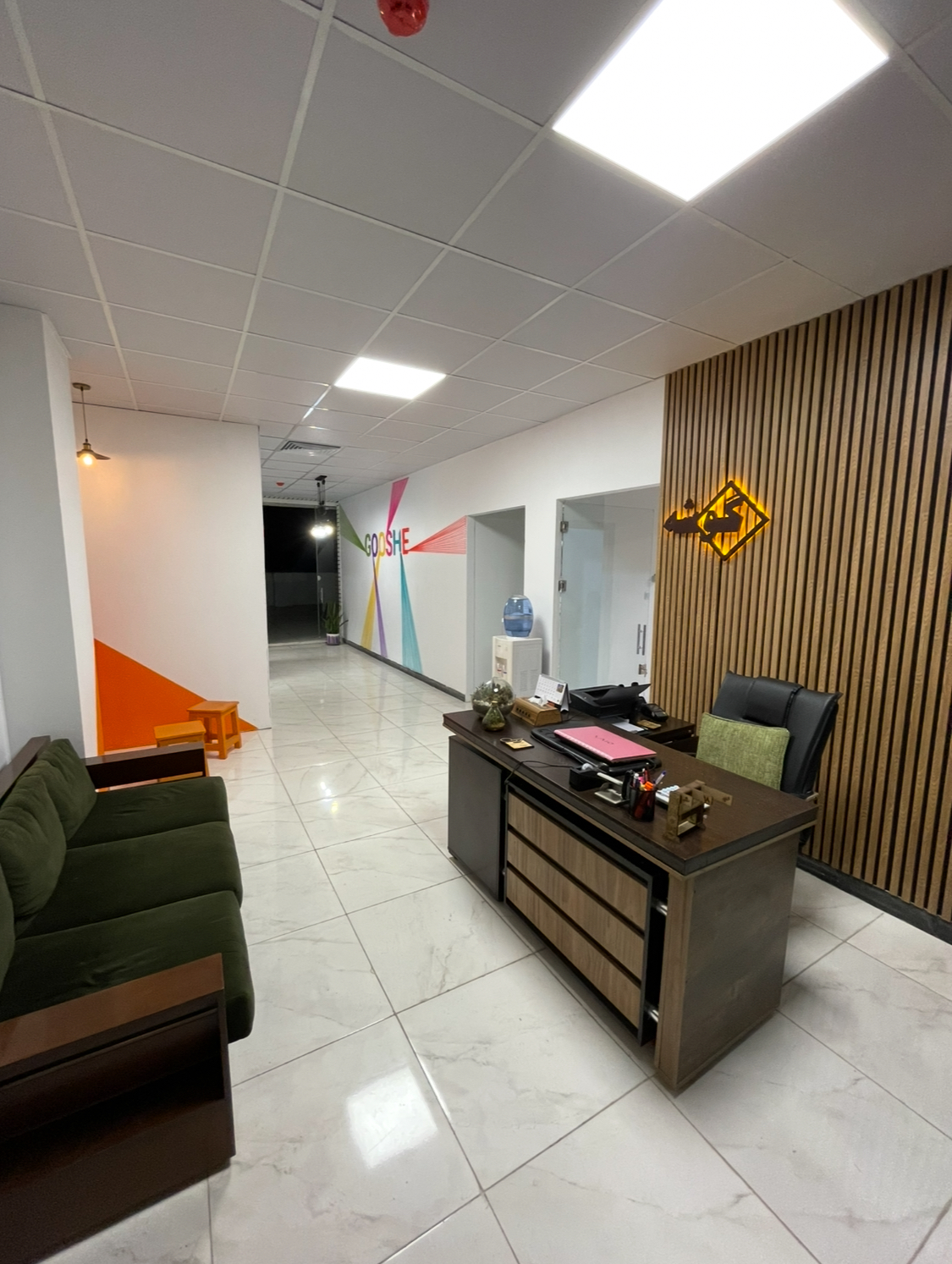 آموزشگاه موسیقی گوشه